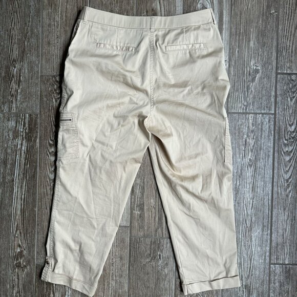 Chicos Beige Zip Pocket Cargo Capris Pants Womens M‎ Stretch Cotton Spandex Crop - Picture 8 of 8
